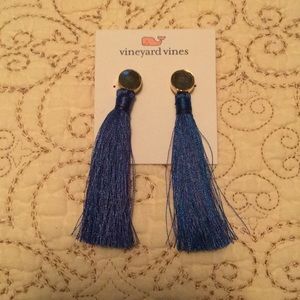 NWT Vineyard Vines blue tassel earrings